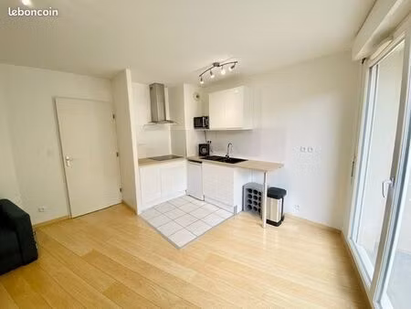 studio 1 pièce 26 m²