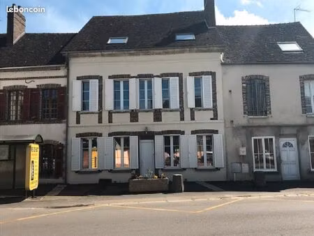 maison 5 pièces 205 m²