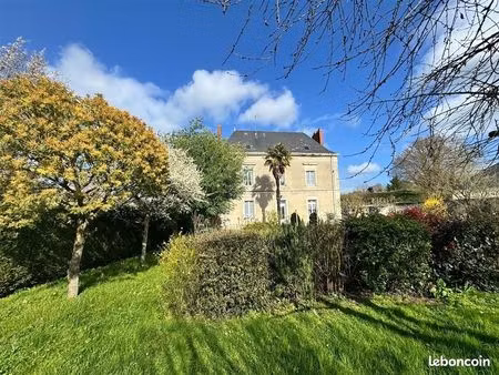 maison 10 pièces 227 m²