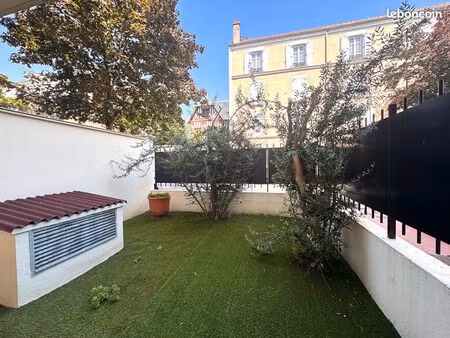 studio 1 pièce 18 m²