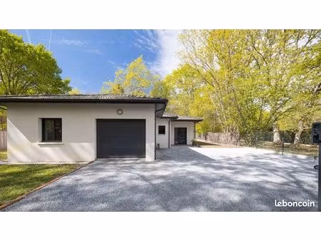 maison - 5 pièces - 130 m²