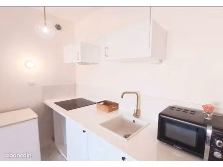 location t2 36m2 cauderan bordeaux