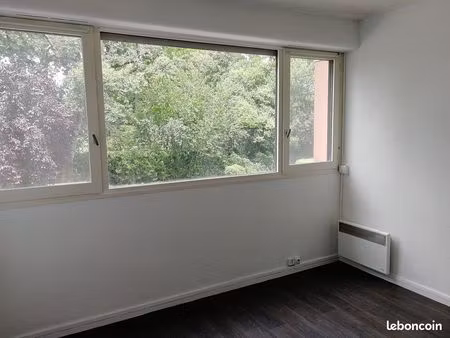 a louer studio 21m² non meublé  1er étage  sans vis-à-vis