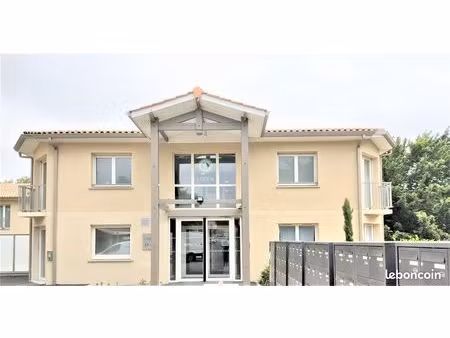studio 1 pièce 17 m²