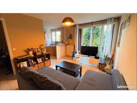 appt t2 meublé 42 m2 thiais proche tvm