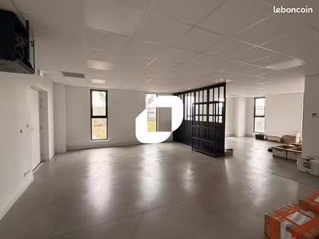 local d'activité 172 m²