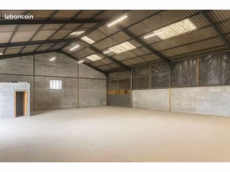 entrepôt 350 m² merignac