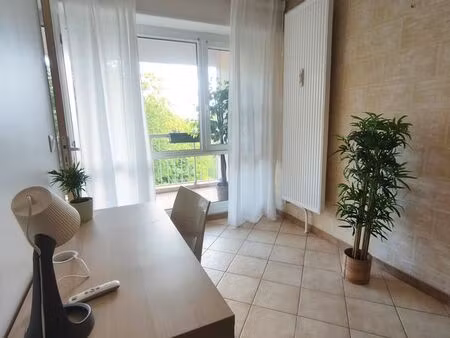 chambre privée dans appartement partagé université cergy-pontoise-rer a cergy-préfecture-e