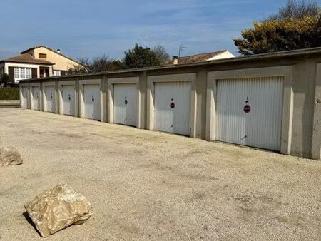garage 20m2 résidence guynemer