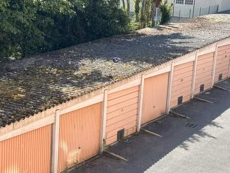 garage en location 100 / mois