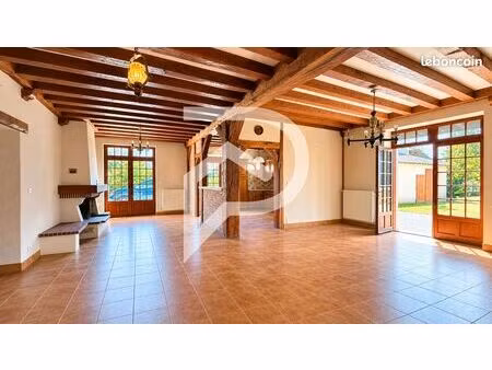 maison 7 pièces 148 m²