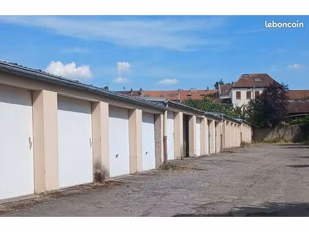 montigny les metz centre  garage fermé