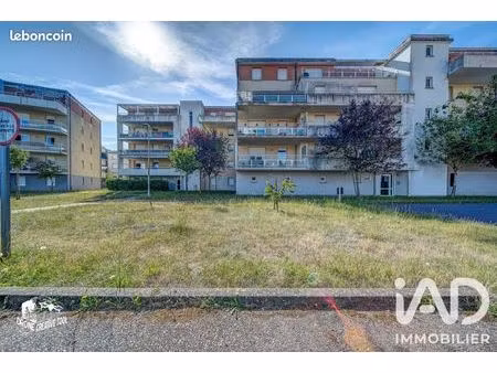 appartement 4 pièces 69 m²