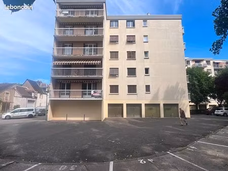 appartement 4 pièces 80 m²