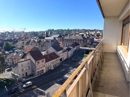 appartement t2 de 63 m² – 7e étage avec ascenseur – 2 balcons
