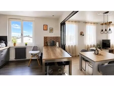 appartement 3 pièces 93 m²