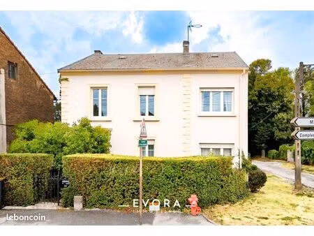 maison 7 pièces 380 m²