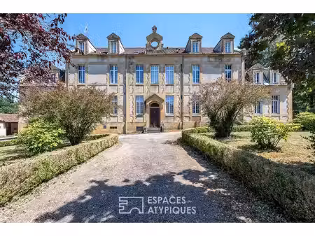 ancien orphelinat empreint de charme et réhaussé de grâce