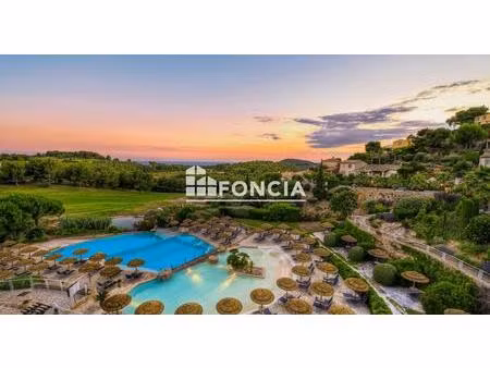 superbe appartement 2 pièces avec vue mer panoramique et golf – résidence du golf de fréga