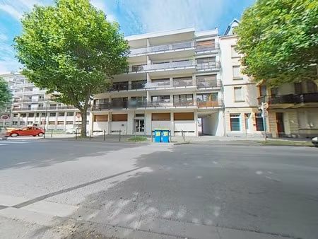 thionville – appartement f3 avec terrasse  loggia  garage et ascenseur