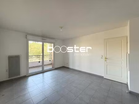 saint-cyprien - abattoirs - appartement 2 pièces avec terrasse et parking