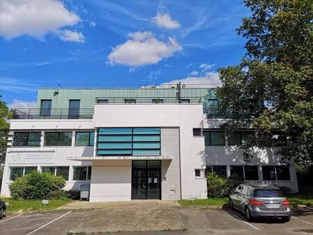 vente bureaux 740 m²