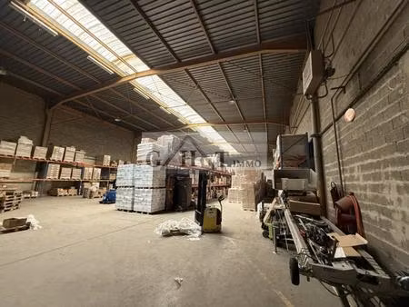 entrepot/bureaux 1040m2 à vendre argenteuil