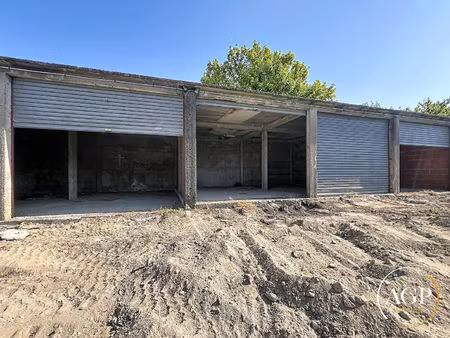 parking / box 28 m2