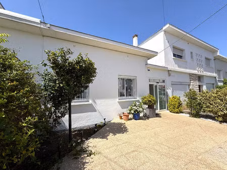 maison 3 pièces à vendre à royan  centre-ville  proche mer