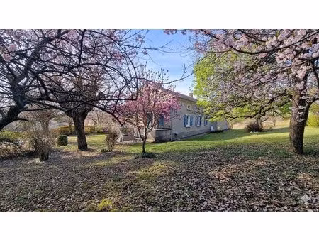 maison individuelle à la campagne