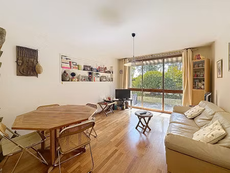 a vendre - bel appartement en rez-de-jardin secteur de la barre ormesson