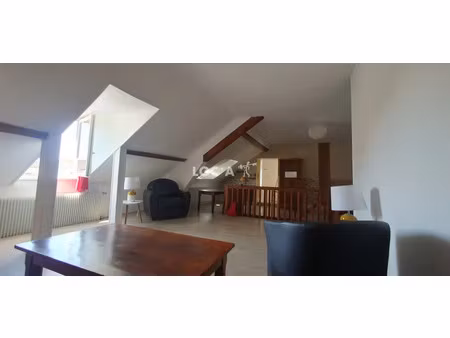 location appartement 4 pièces 93 m² à dijon (21000)