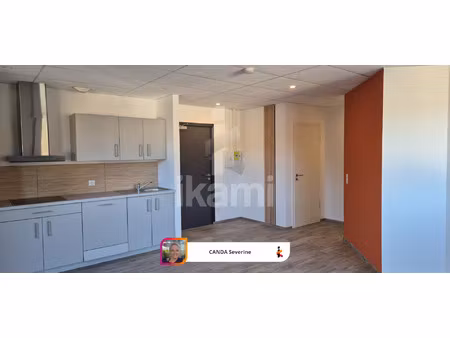 à louer grand appartement t3 moderne en plein coeur de giro
