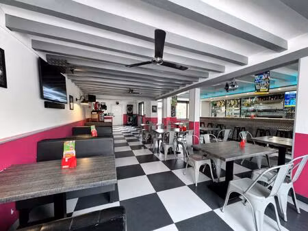 a vendre - fagnieres - immeuble avec bar tabac - t5 et t2