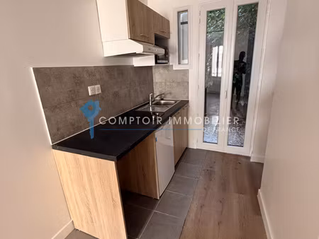 07 - vals les bains - appartement t2 bis dans immeuble renov