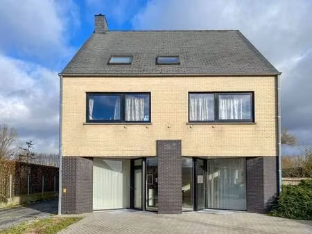appartement à louer à werken € 700 (lpn9p) - vastgoed vanoverschelde | zimmo