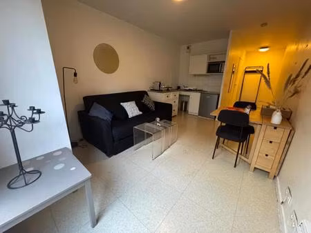 studio / 26m² / rosny-bois-perrier (rer e)