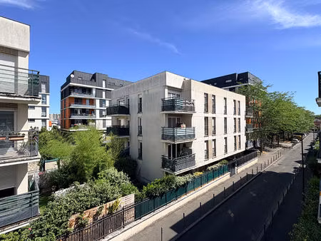 appartement 3 pièces 63.95 m2 - parking