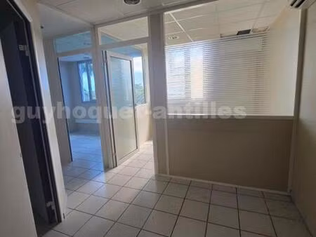 bureau à louer 76 m² - didier plaza à fort-de-france
