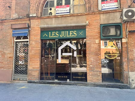 a louer : local commercial de 20m² avec vitrine