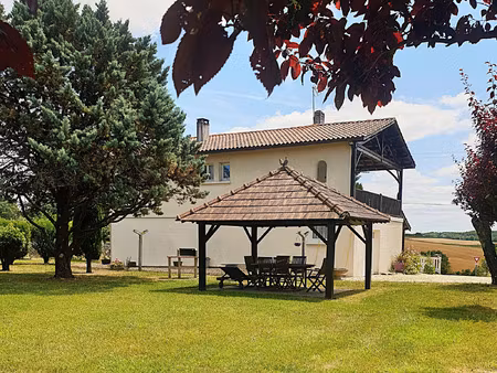 maison à vendre chalais 6 pièce(s) 146m2 190 000€