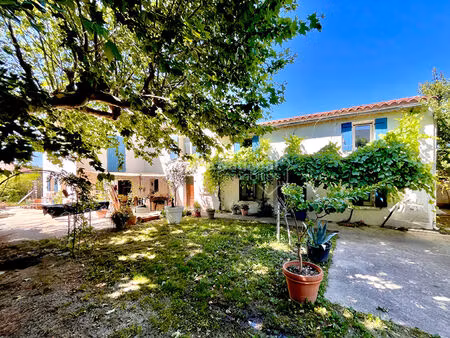 mas 4 chambres avec jardin & piscine