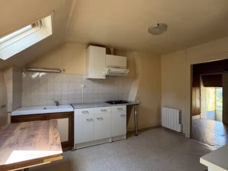 maison divisée en 2 appartement