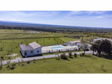 propriete 800 m²