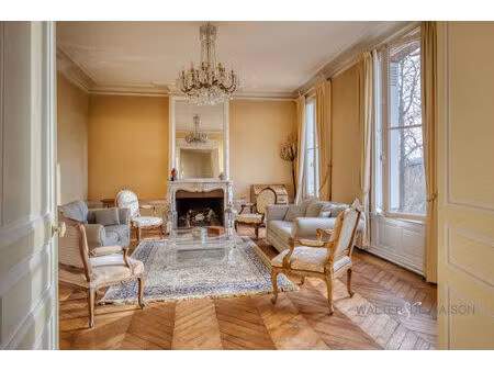 demeure normande de caractère à ry (seine-maritime)  252 m²  7 chambres  2 ha  vue village