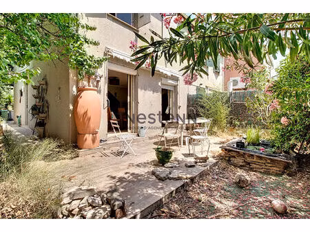 maison familiale t5 de 110 m² avec jardin et terrasse au centre-ville de vitrolles sur une