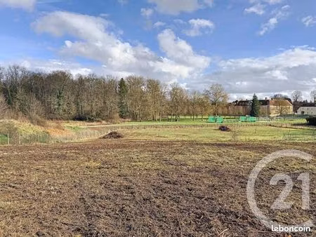 terrain 1 572 m² la chapelle gauthier