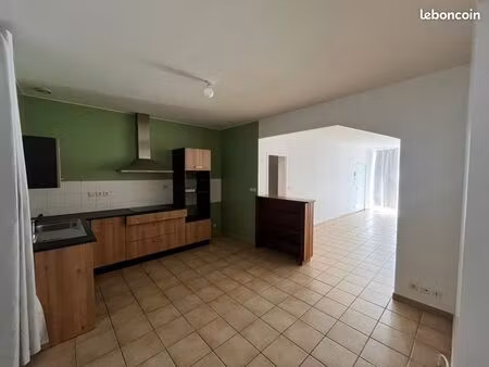 appartement 2 chambre 70m2 avec jardin