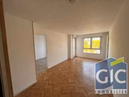 location appartement 2 pièces à caen (14000) : à louer 2 pièces / 35m² caen