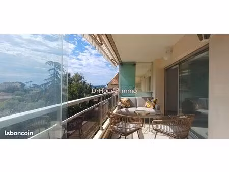 studio 1 pièce 29 m²